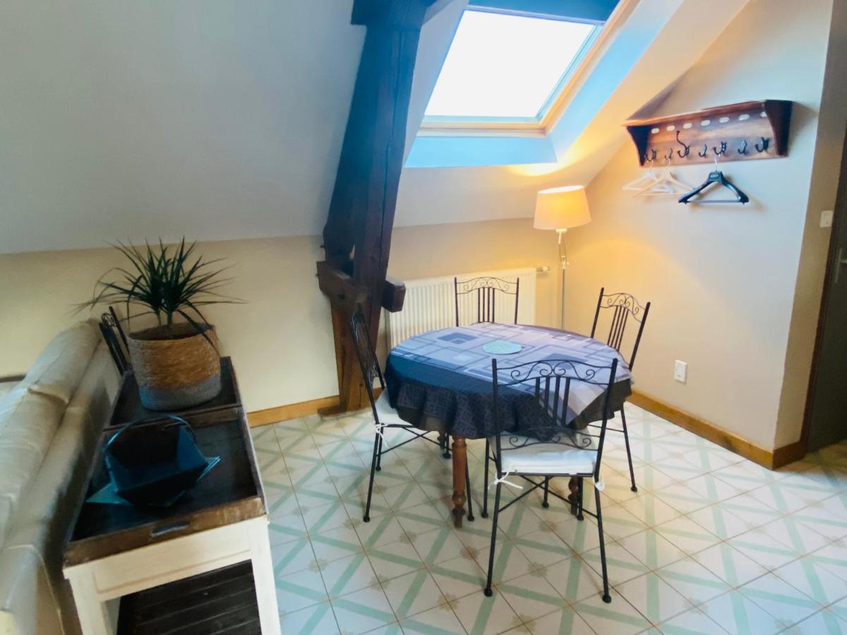 Ferme De Montecouvez Bed & Breakfast Crèvecoeur-sur-lʼEscaut Eksteriør bilde