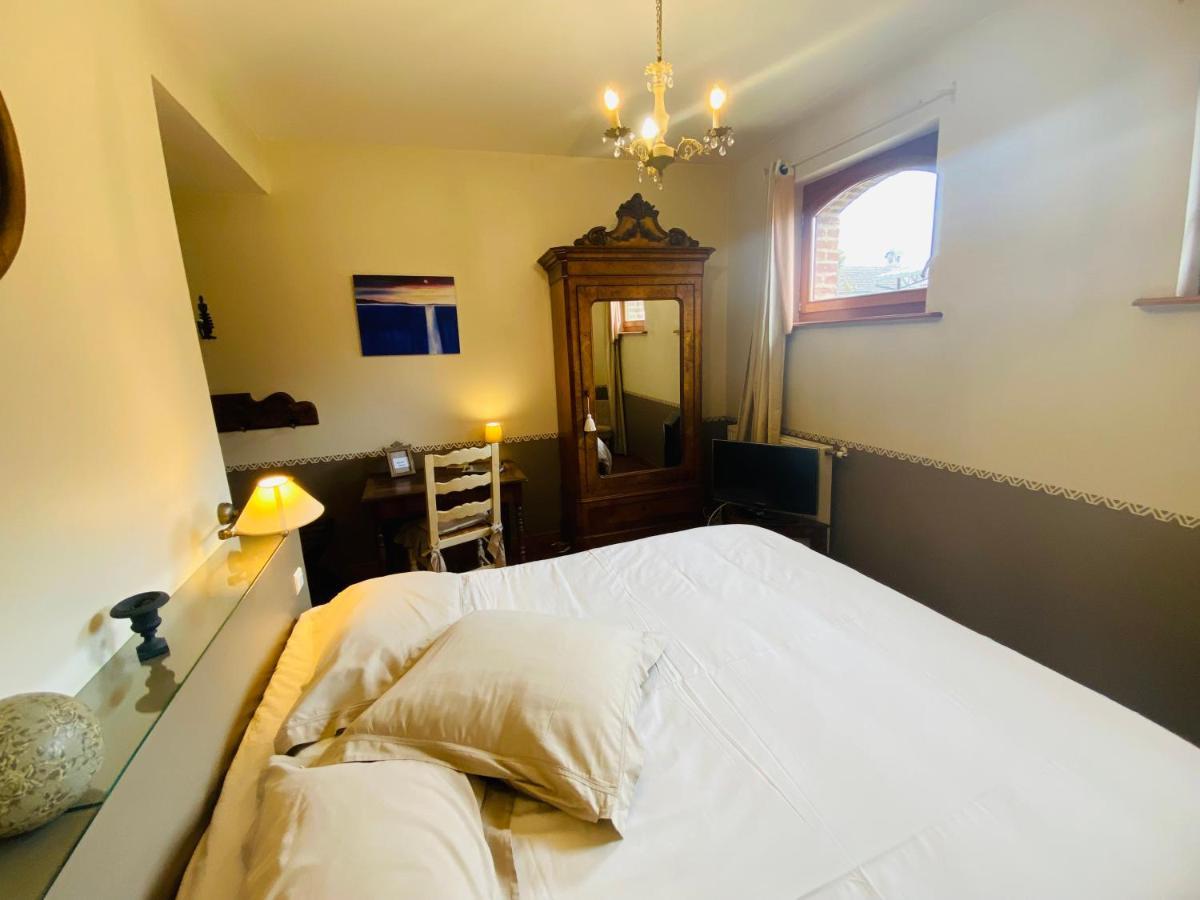 Ferme De Montecouvez Bed & Breakfast Crèvecoeur-sur-lʼEscaut Eksteriør bilde